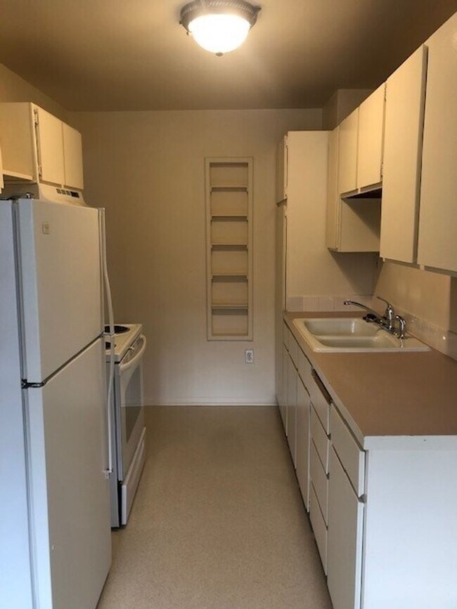 Photo - Harrison Court