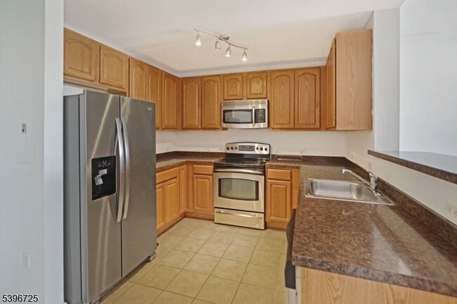 Photo - 1 Carriage City Plz Unit 1203