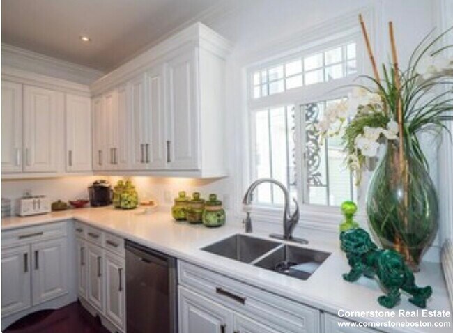 Photo - 3 Howes St Unit 1