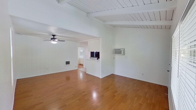 Photo - 1010 W MacArthur Blvd Unit 136