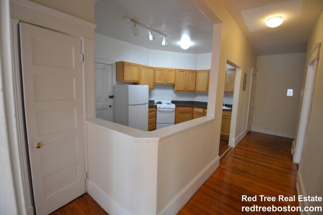 1595 Beacon St Unidad 4