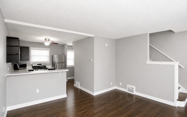 Warwick Court Townhomes