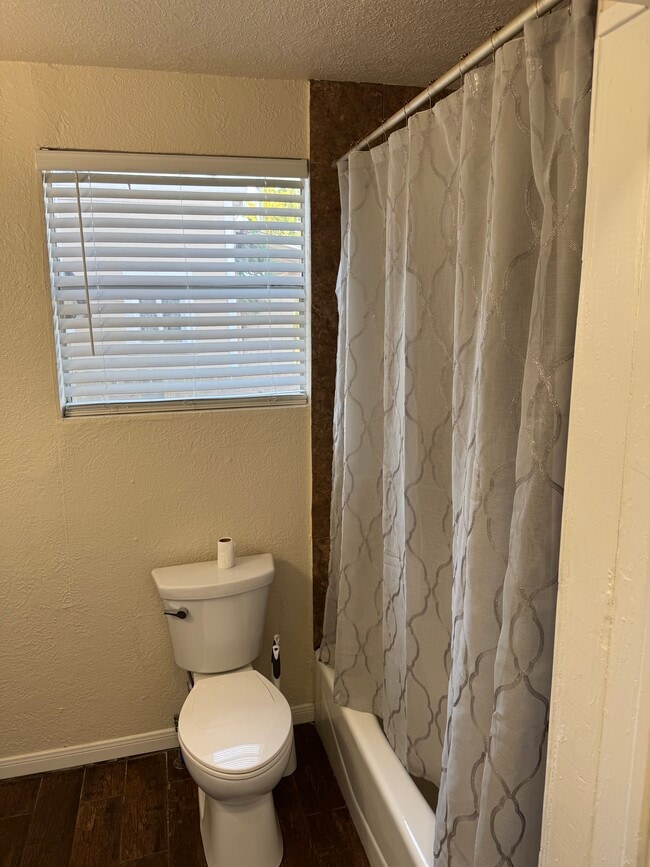 Photo - 2238 Broadway St Unidad 2238 Broadway St