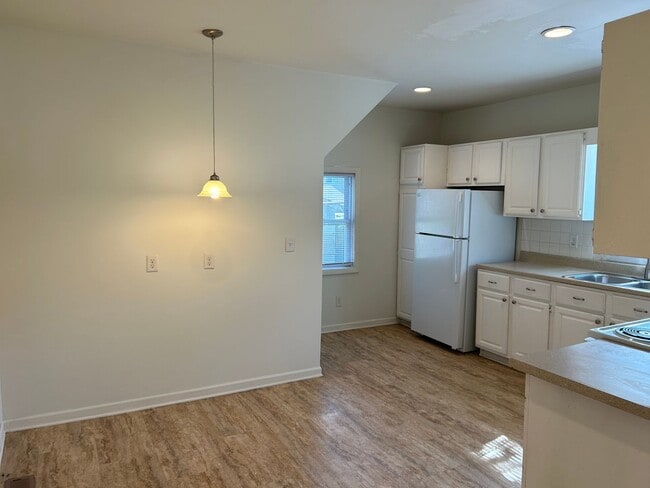 Photo - 1024 Euclid St Unit 1