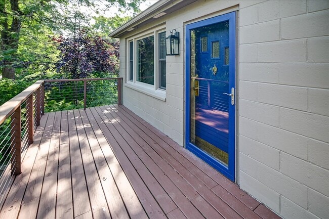 Photo - 1404 Wyldhaven Ave