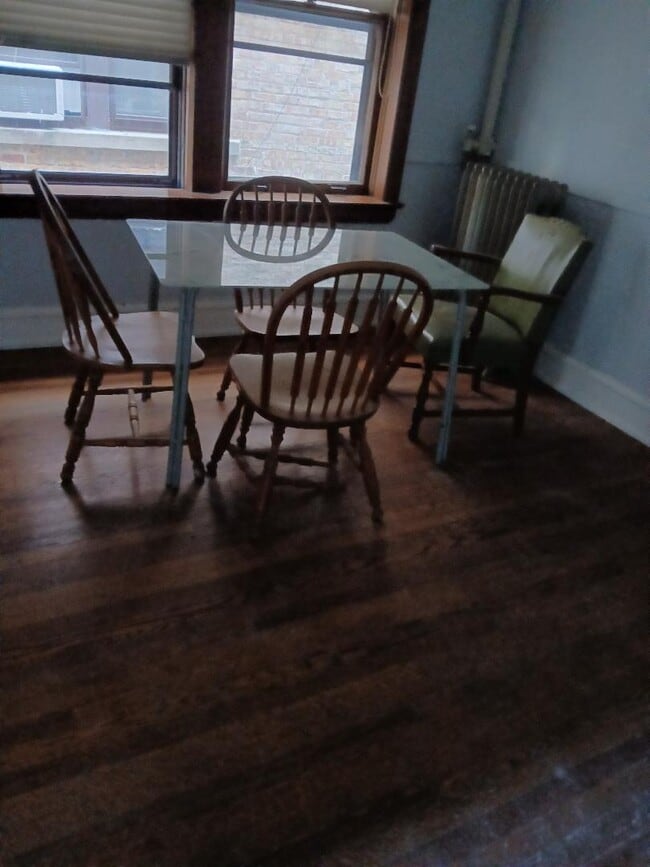 Comida - 206 N Kenilworth Ave Unidad 1