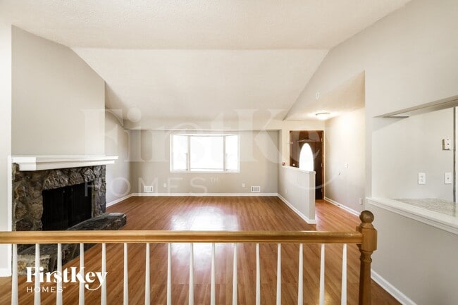 Photo - 334 Spring Ridge Dr