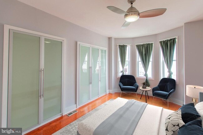 Photo - 152 Tree St