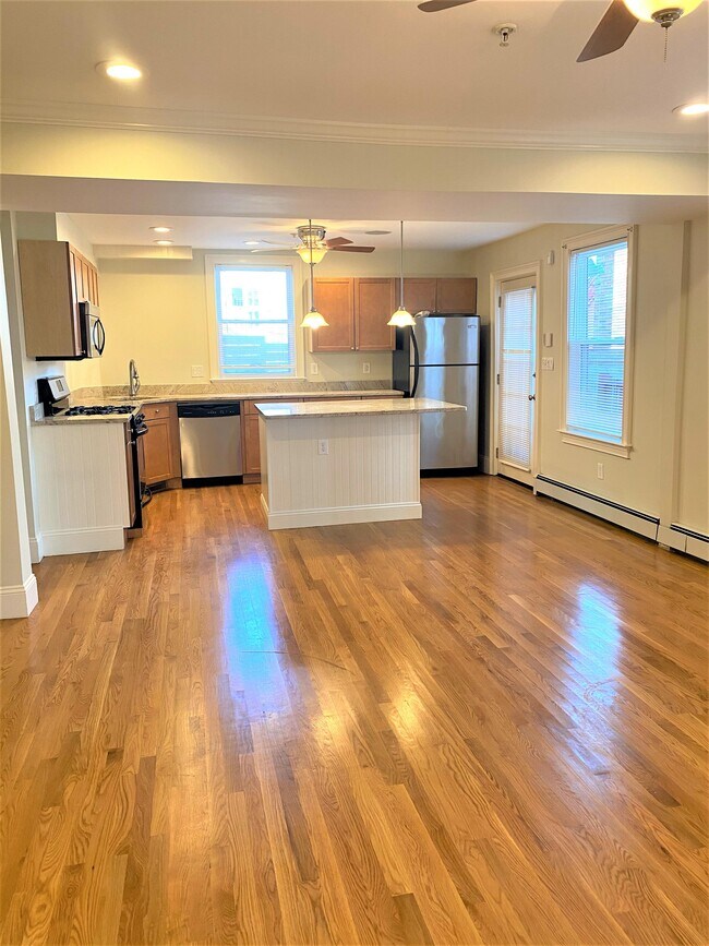 Photo - 114 Chestnut Ave