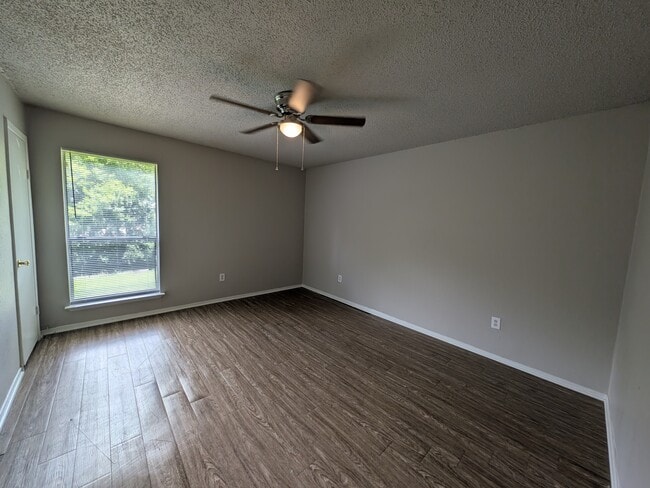 Photo - 5312 Hastings Dr