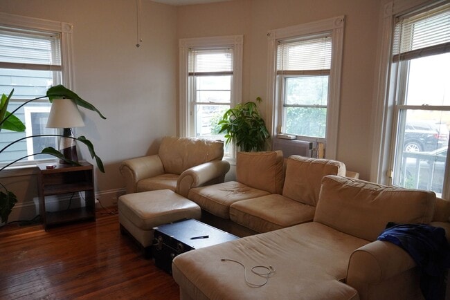 Photo - 16 Norwood St Unit 1