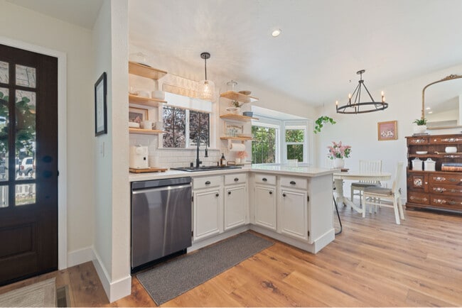 Building Photo - 8665 Strutter Way Rental