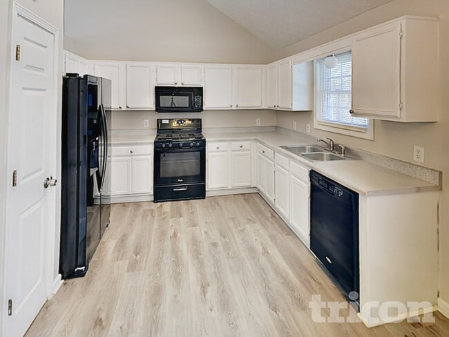 Photo - 4182 Mistymorn Wy