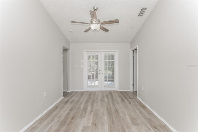 Photo - 8055 Wooden Dr