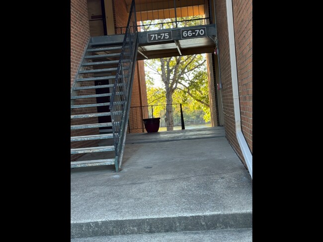 Photo - 515 Basswood Ave Unit F62