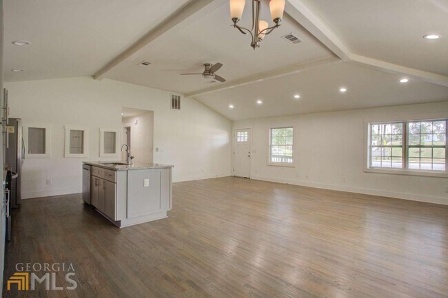 Photo - 97 Windy Hill Rd SW