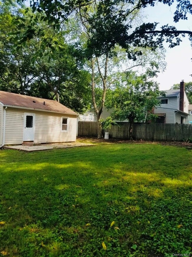 Photo - 114 Webster Ave