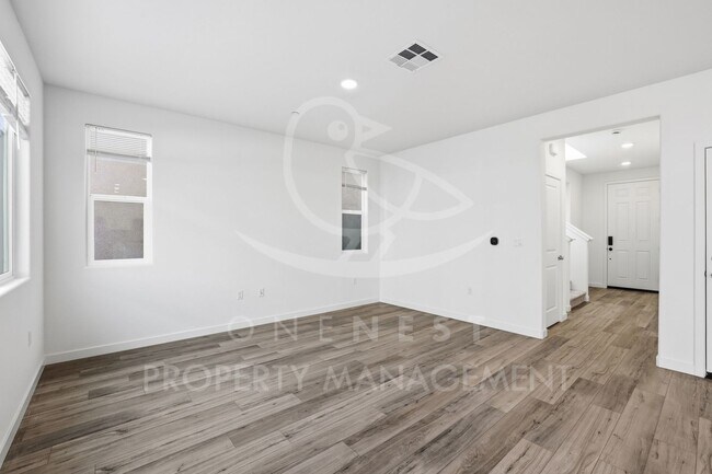 Photo - Modern Living at Its Finest: Brand New Twelve Bridges Home