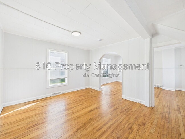 836 N Montgall Ave