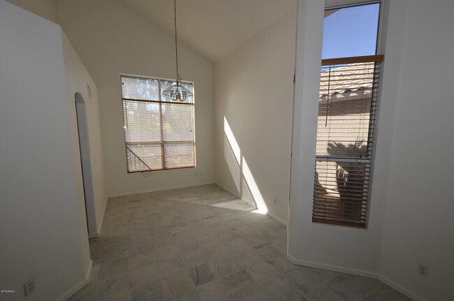 Photo - 630 N Diane Ct