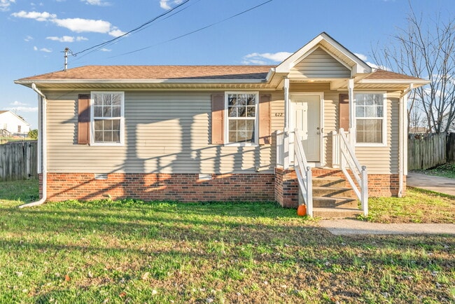 Building Photo - 622 Artic Ave