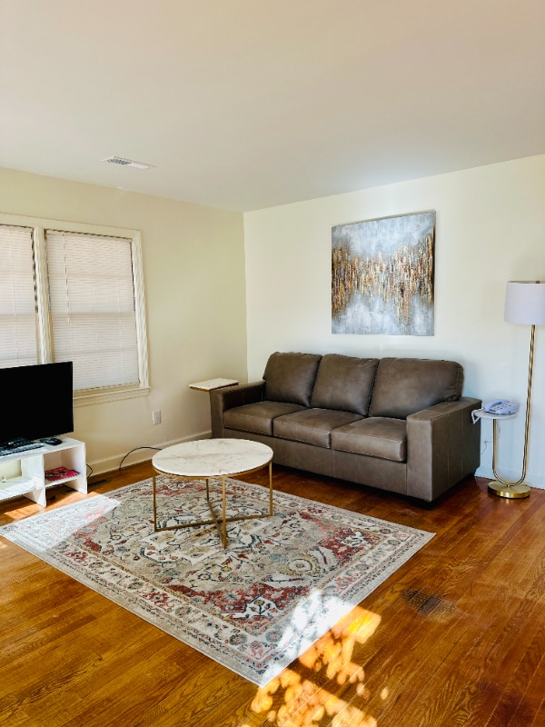 Building Photo - 112 Quincy St