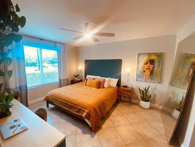 Photo - 405 Villa Cir