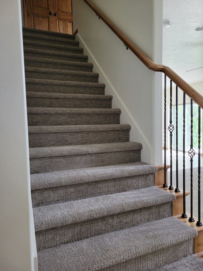 Photo - Gorgeous Home in Orem