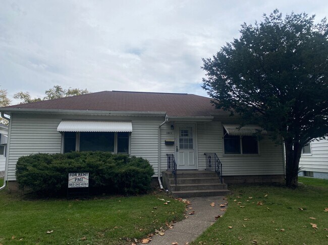 Photo - 1023 N 3rd St House
