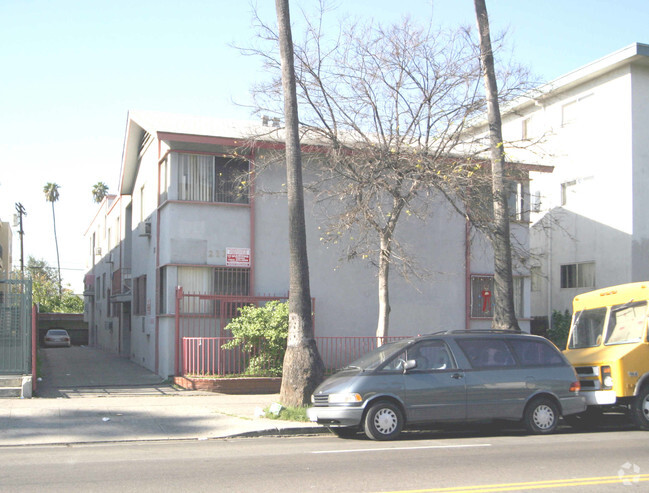 Building Photo - 209 S Normandie Ave Rental