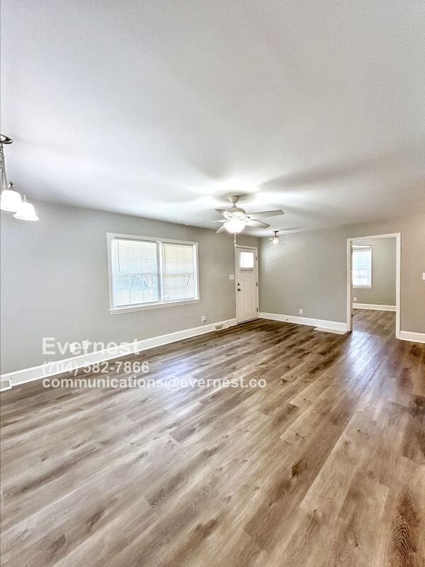 Photo - 622 Deese Rd