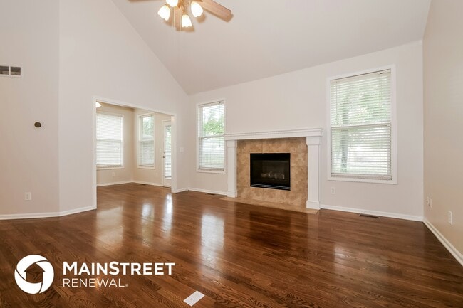 Photo - 1411 Russell Road