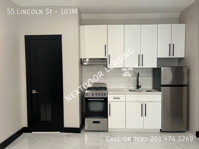 Building Photo - 55 Lincoln St Unit 103M