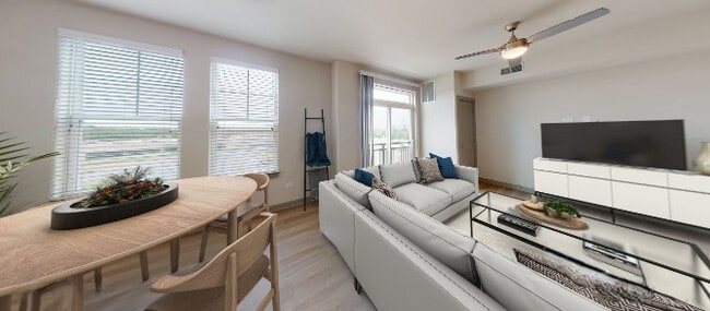 Photo - 680 E Algonquin Rd