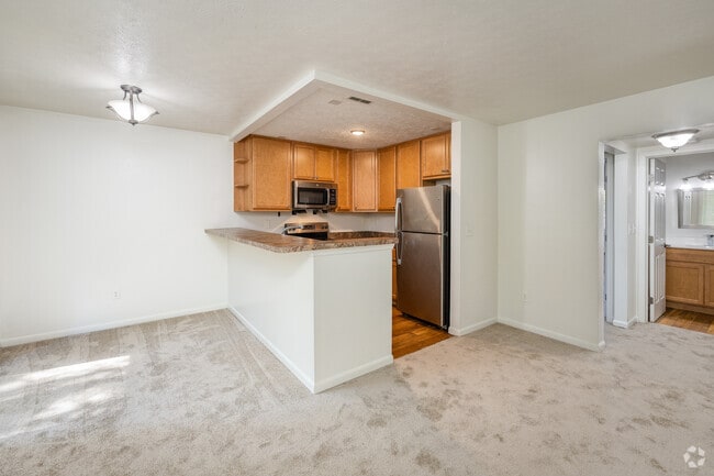 2372 Apt D - Pine Ridge