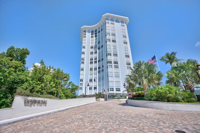 Building Photo - 5200 N Ocean Dr Unit 404 Rental