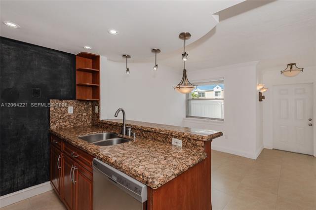 Photo - 4520 SW 68th Court Cir