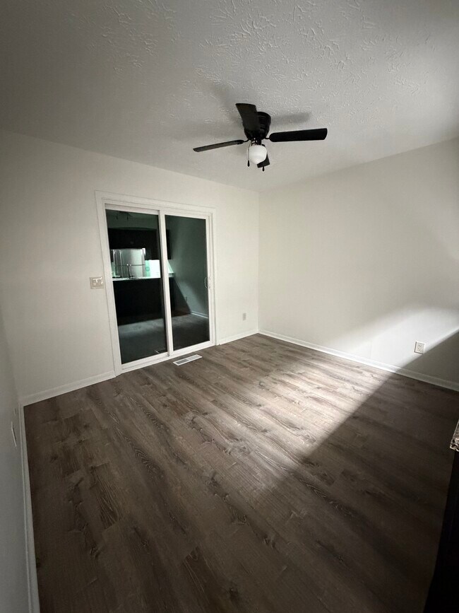 Photo - 9862 Mandel Dr Unit 9862 Mandel Drive