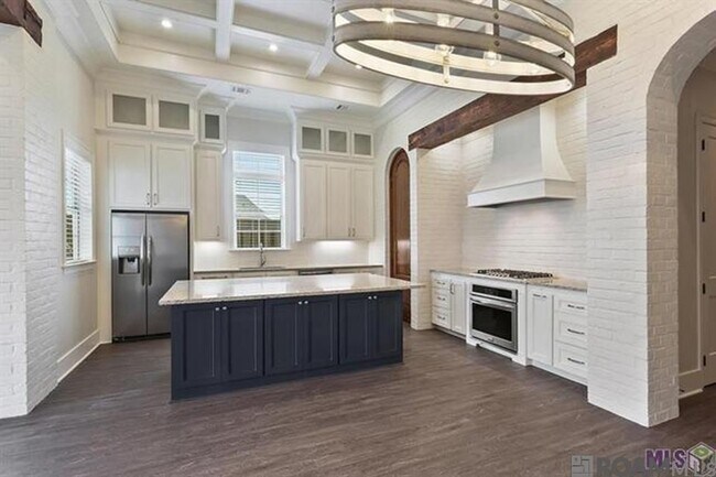 Photo - 10931 N Creek Ln