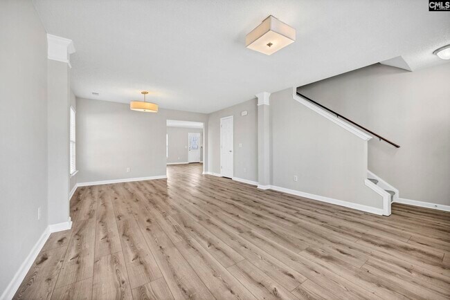 Photo - 153 Pennsylvania Ct