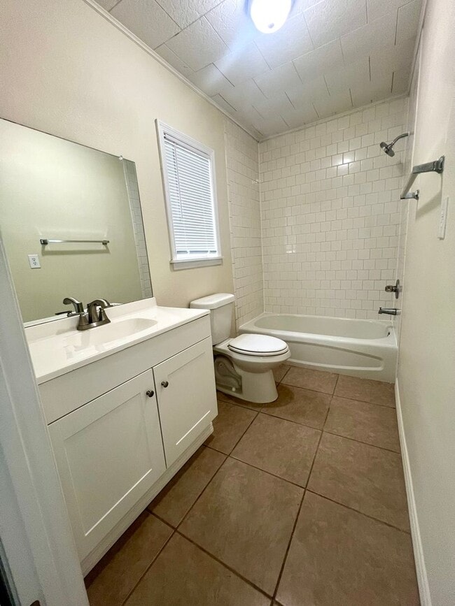 Photo - 3 Bed, 2 Bath FOR RENT- South Zepyhrhills