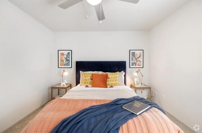 Building Photo - 11715 S Glen Dr Unit 1021-1 Rental