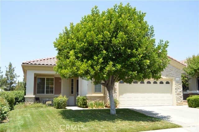 Building Photo - 1745 S Forest Oaks Dr Rental