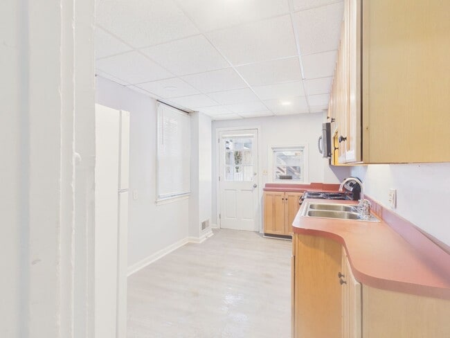 Photo - 2 Bedroom Single Family on Penn with Bonus Room