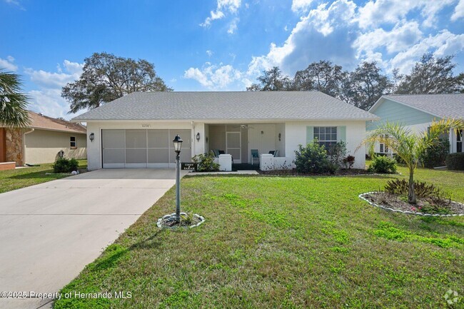 Building Photo - 6230 Ocean Pines Ln Rental