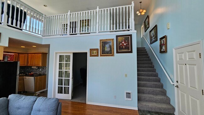 Photo - 1742 NE 14th St Unit 2