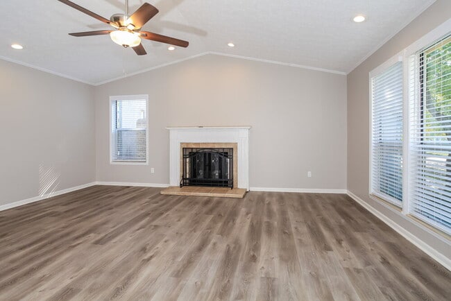 Photo - 3708 Fox Hunt Trail