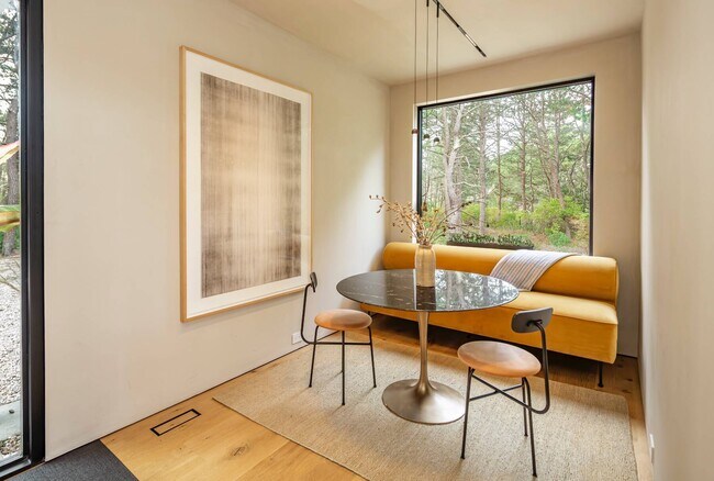 Photo - 17 Bay View Ave