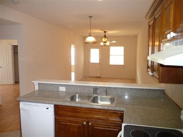 Photo - 3124-3126 Cherry Ln Unit 3126