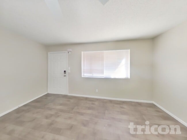 Photo - 1626 W Pepper Pl